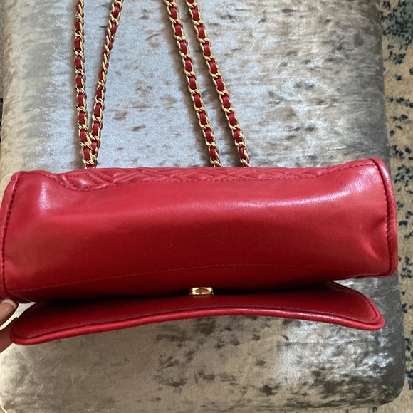 Tory Burch Red leather bag with gold chain - Picture 3 of 8